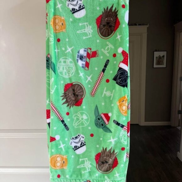 Super Soft “The Big One” Christmas‎ Star Wars Fleece 70 x 58 inches Blanket - Picture 3 of 7